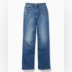 NWT AE Stretch Curvy Super High-Waisted Baggy Straight Jean - 4 long